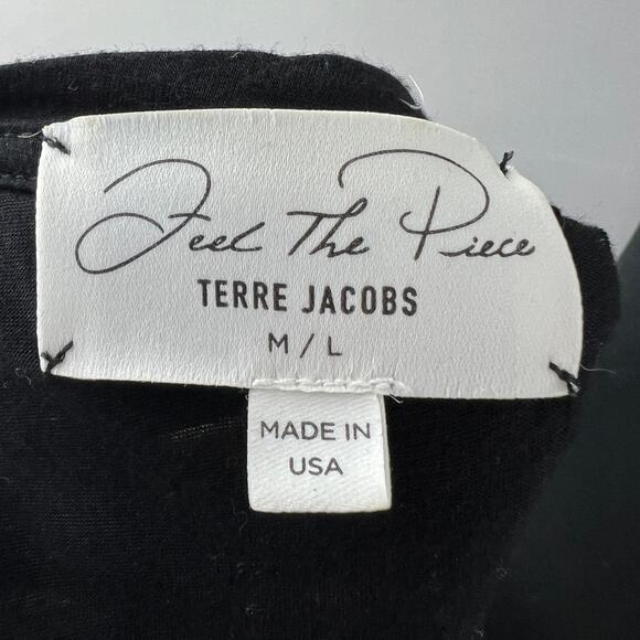 FEEL THE PIECE by Terre Jacobs Black V-Neckline Short Sleeve Casual T-Shirt M/L - Picture 6 of 8
